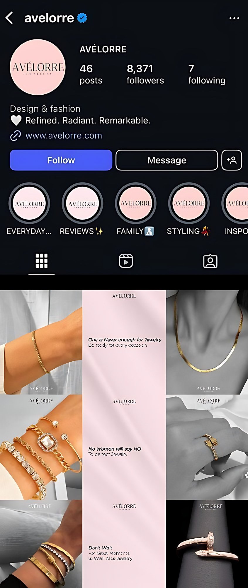 Social profile with its post grid